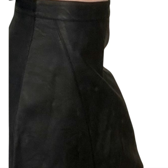 💫TWIK by Simons Faux Leather High Waist Mini Skirt Black - Picture 2 of 7